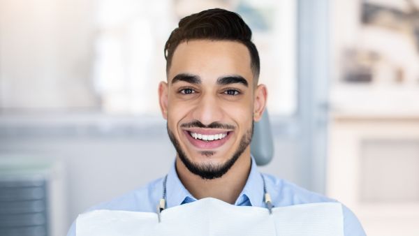 How A Dental Bridge Restores Your Smile And Improves Everyday Function