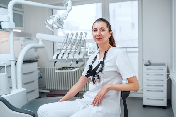 What To Expect When Visiting A Dental Office For The First Time