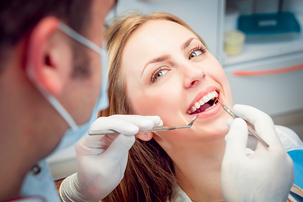 What To Expect From A Teeth Cleaning With A General Dentist